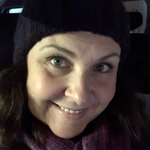 Meet your Posher, Megan - Picture 1 of 1